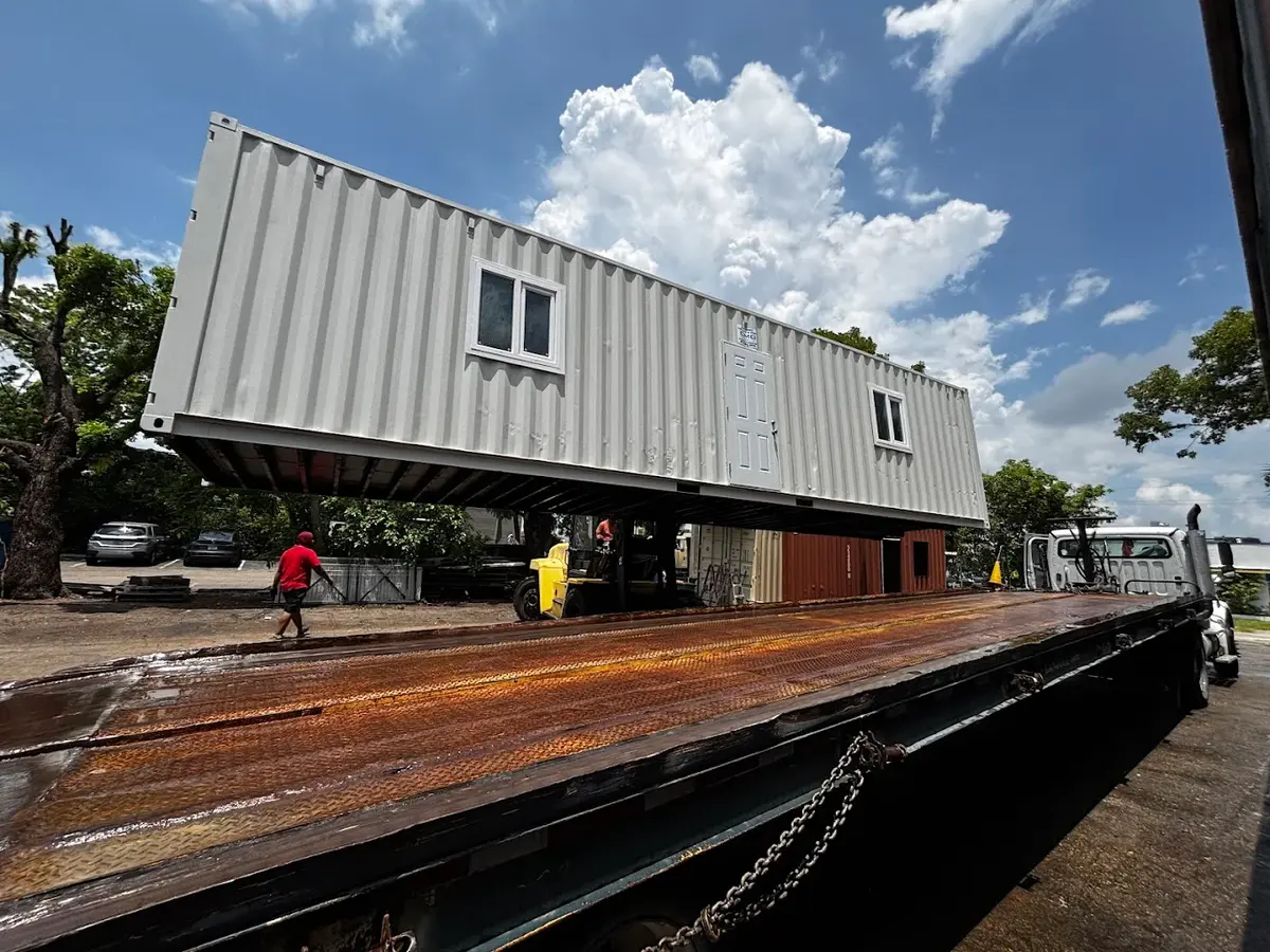Shipping container delivery